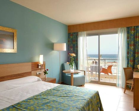 Elba Carlota Beach & Golf Resort