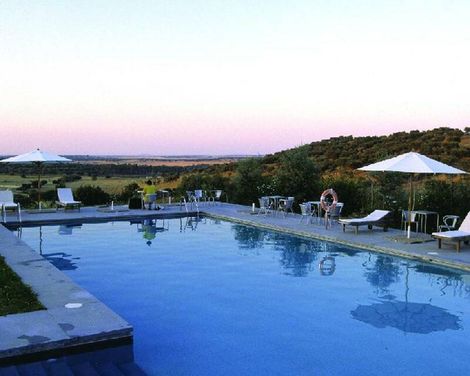 Pousada Convento Arraiolos - Historic Hotel