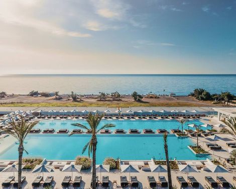 Gennadi Grand Resort