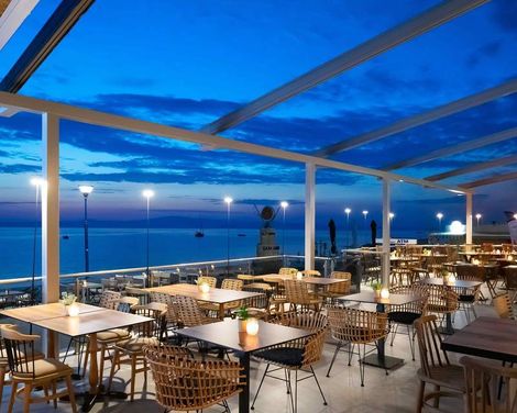 Sea Level Hotel