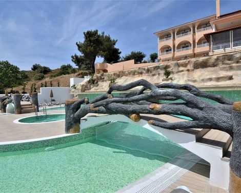 Grand Beach Hotel