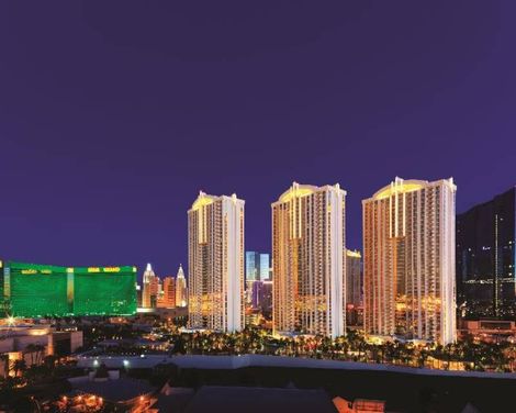 The Signature at MGM Grand-1