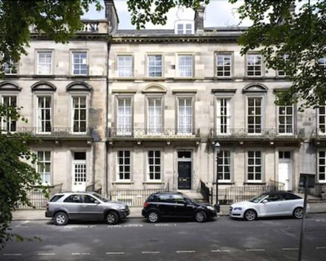 Clarendon Luxury Apartments-1