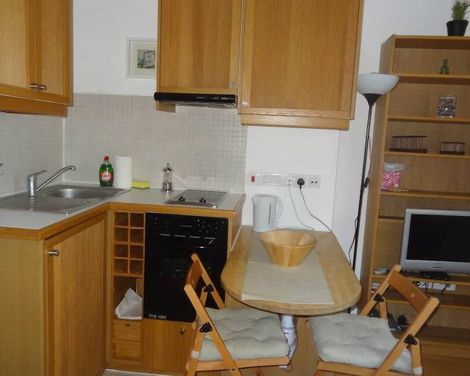 Studios 2 Let North Gower-1