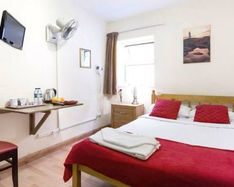 City London Hotel