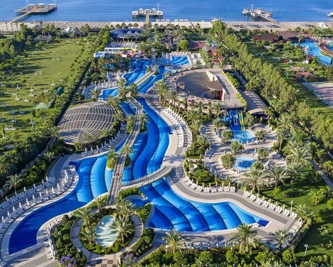 Royal Holiday Palace