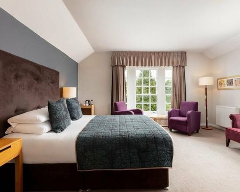 The George Hotel