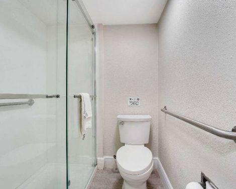 Quality Inn & Suites Hollywood Boulevard-1