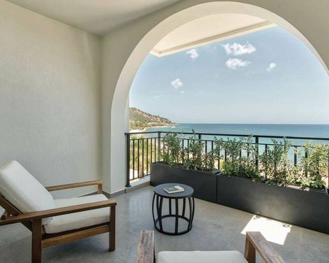 Bitzaro Boutique Hotel