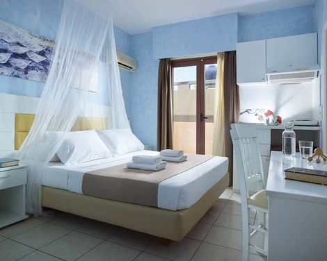 Georgia's Garden Hotel