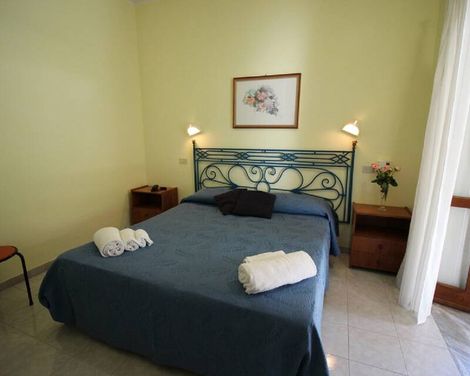 Le Roccette Mare Beach Hotel & Resturant