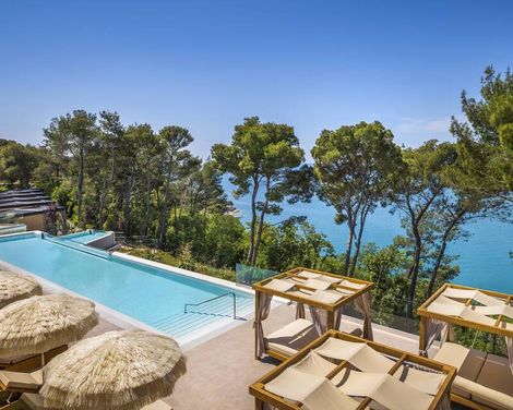 Punto Blu Premium Village