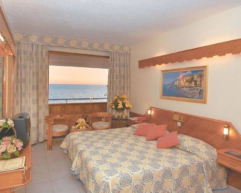 Rubi Hotel-1