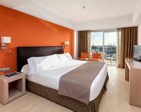 Hotel Cristina by Tigotan-3