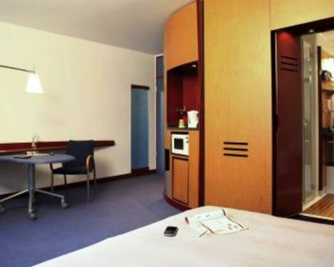 Novotel Suites Hamburg City-1