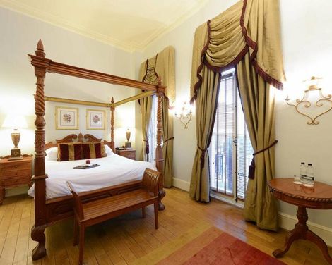 Twenty Nevern Square-0