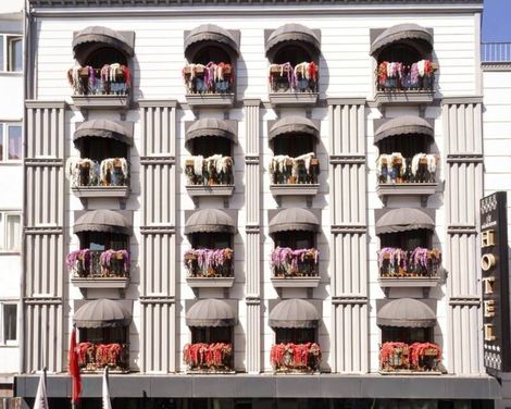 Skalion Hotel