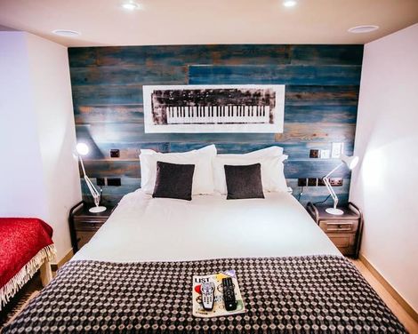 Stay Central Hotel