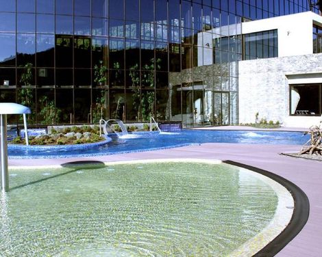 H2otel Congress & Medical Spa-1