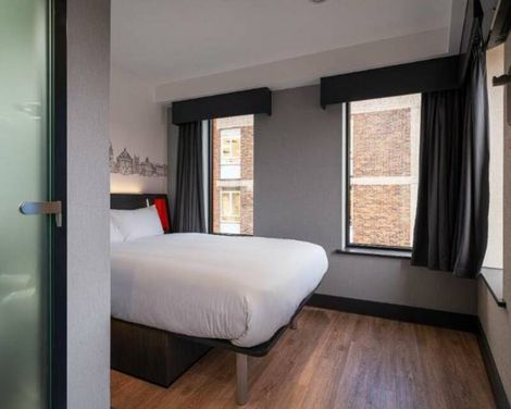 easyHotel Dublin City Centre-3