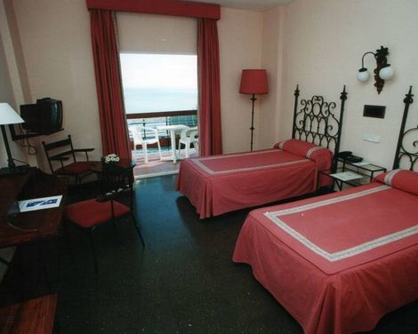 Hotel Salobrena Suites