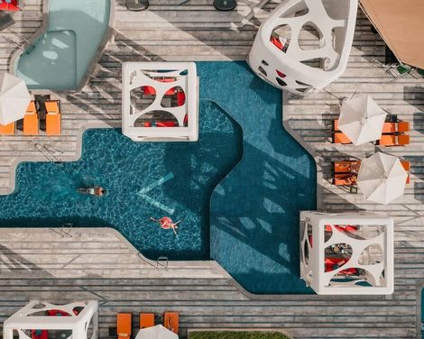 V Hotel Dubai Curio Collection by Hilton