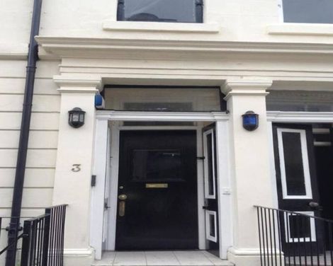 Glasgow House