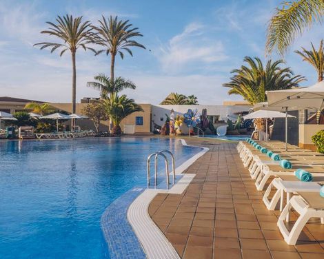 Iberostar Waves Gaviotas Park-3