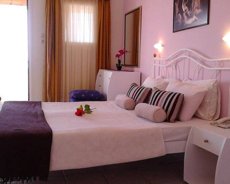 Creta Suites