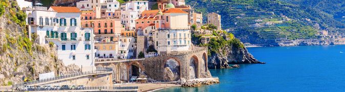 Blick die Amalfiküste in Italien