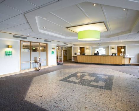 Holiday Inn Luton-South M1 Jct.9-1