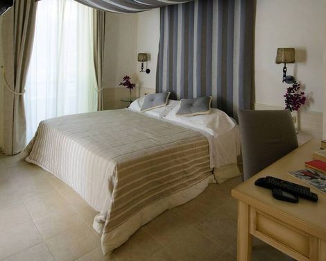 Apulia Hotels Baia dei Faraglioni