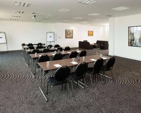 Hampton by Hilton London Luton Airport