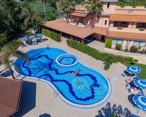 Hotel Villaggio Old River