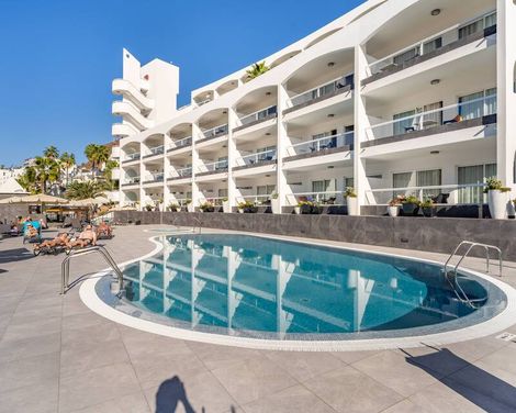Altair Apartments
