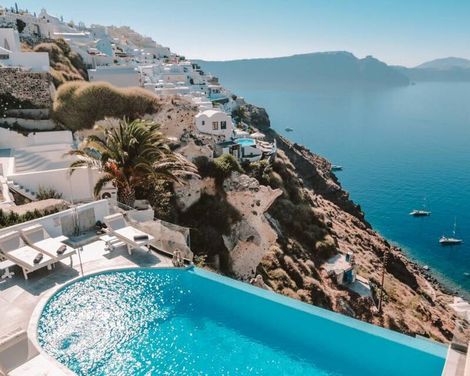 Santorini Secret Suites & Spa