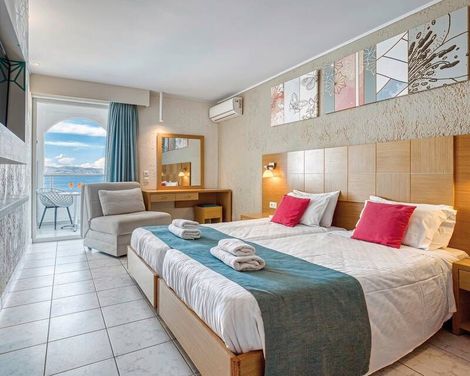 Albatros Hotel