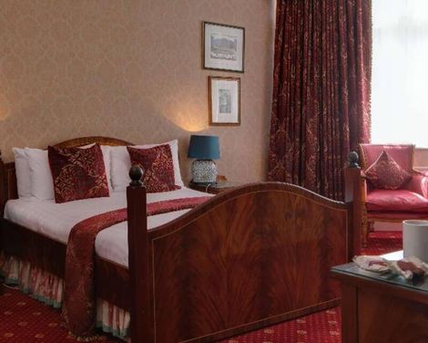 Best Western Plus Grim’s Dyke Hotel