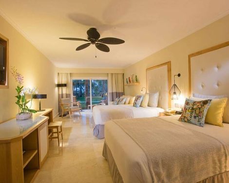 Grand Palladium Palace Resort & Spa