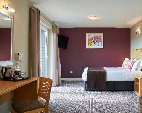 Antoinette Hotel