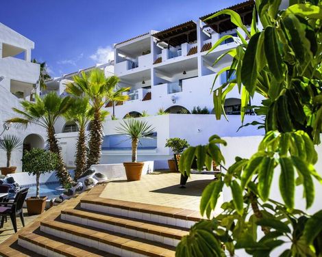 Apartamentos Albatros by Malibu-1