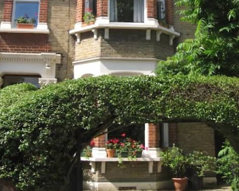 Grove Guest House-1