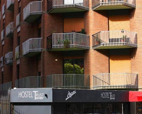 Hostel Trustever