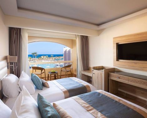 Beach Albatros Resort