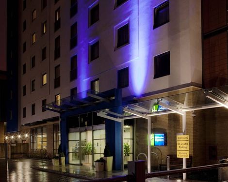 Holiday Inn Express Slough-3