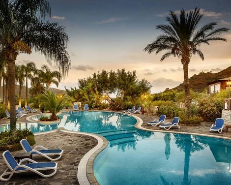Cruccuris Resort