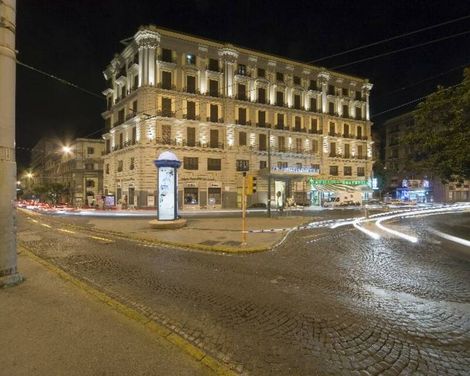 Unahotels Napoli-1