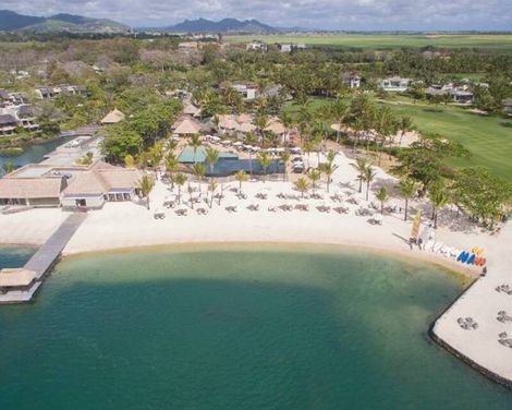 The Bay Club at Anahita
