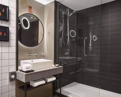 The Trafalgar St. James London, Curio Collection by Hilton