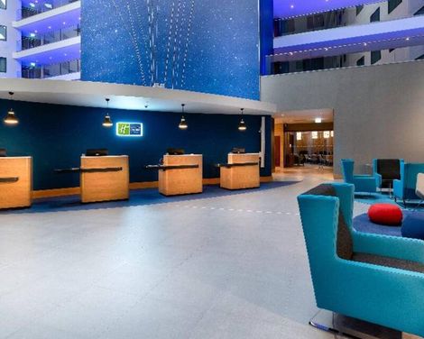Holiday Inn Express London Heathrow T4
